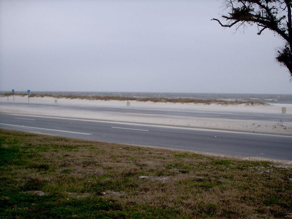 Holiday Inn Express - Biloxi - Beach Blvd By Ihg Exterior photo