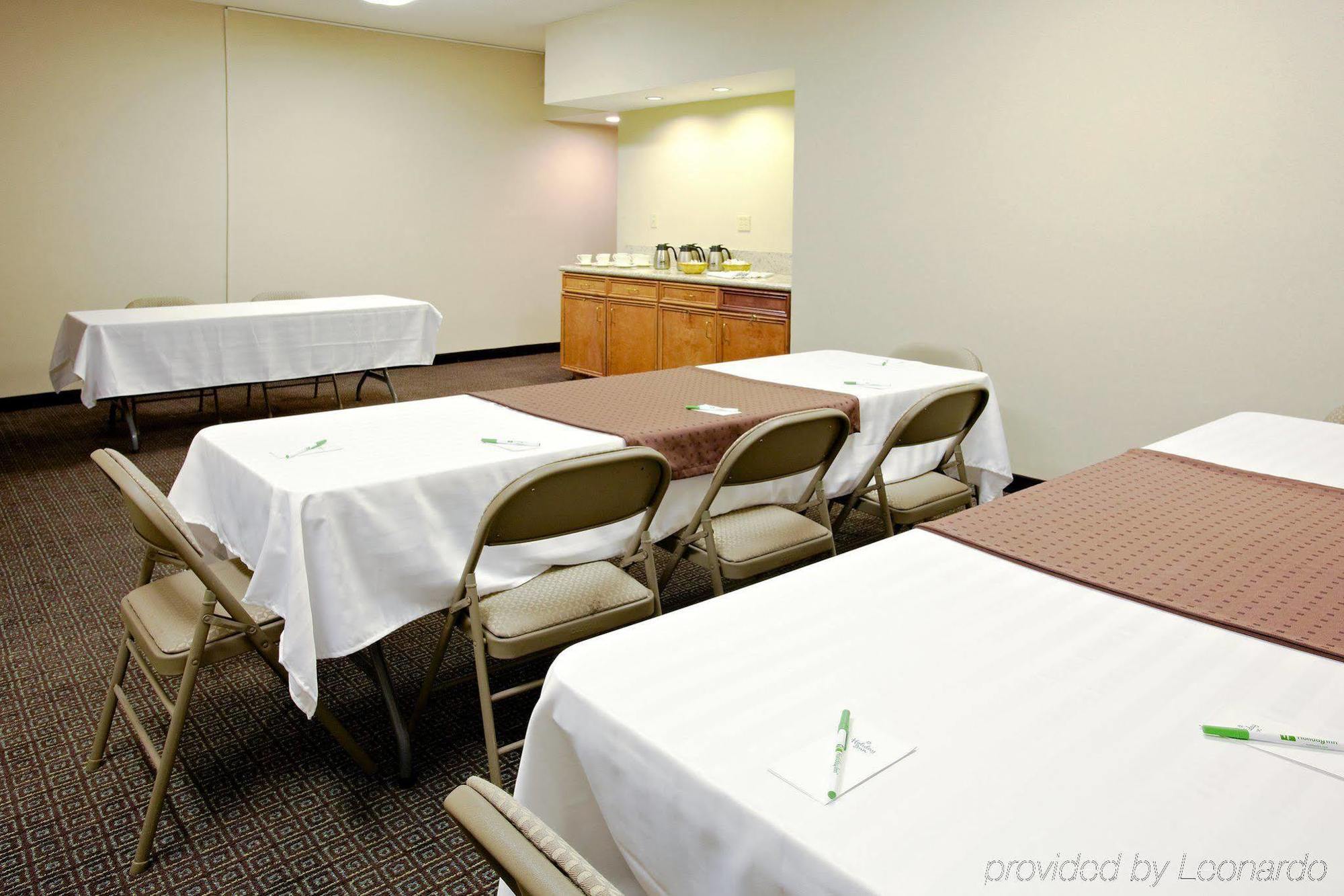 Holiday Inn Express - Biloxi - Beach Blvd By Ihg Facilities photo