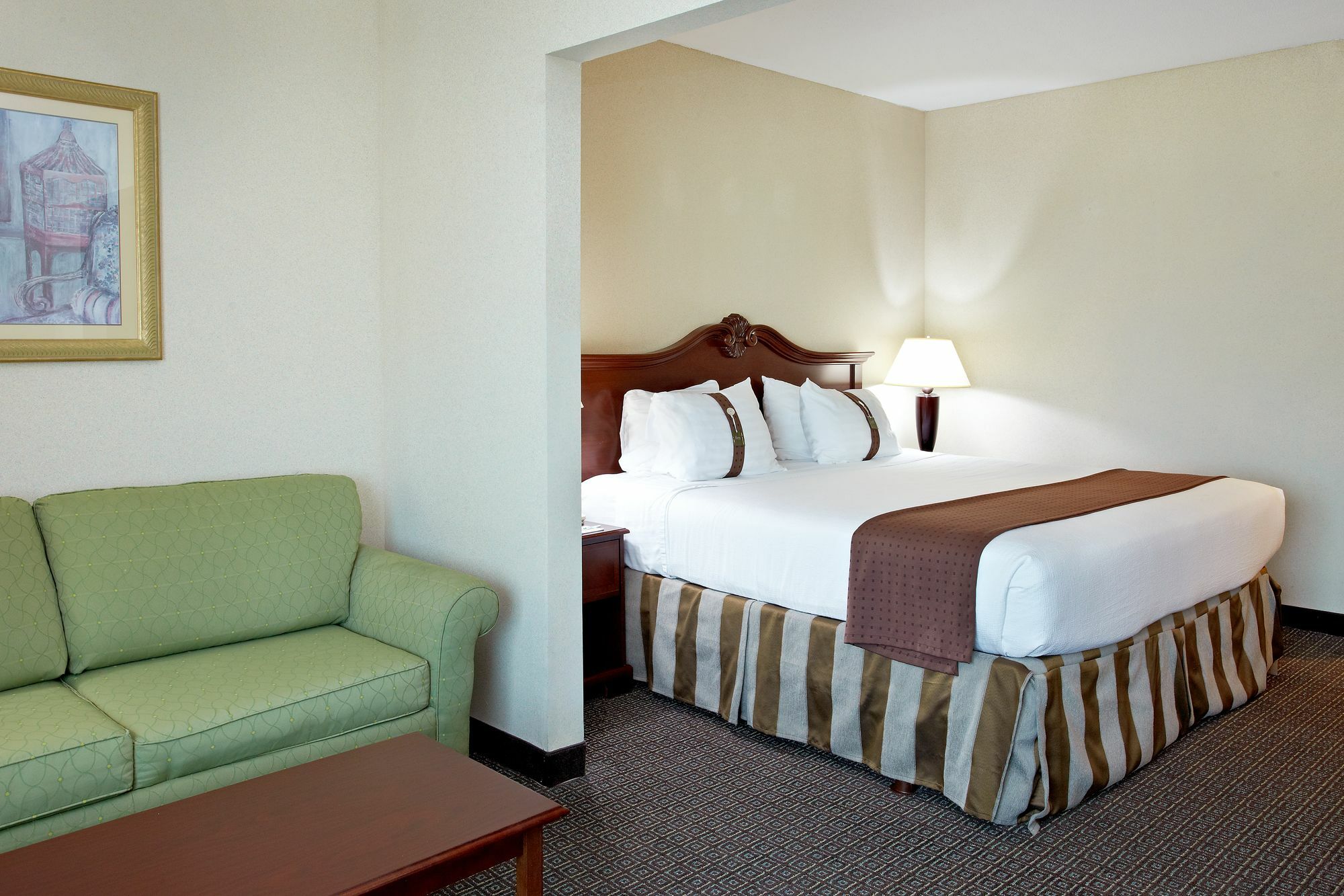 Holiday Inn Express - Biloxi - Beach Blvd By Ihg Room photo